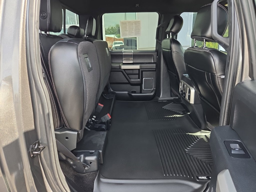 Used 2018 Ford F150 Lariat w/ Equipment Group 502A Luxury AWD/4WD image 31