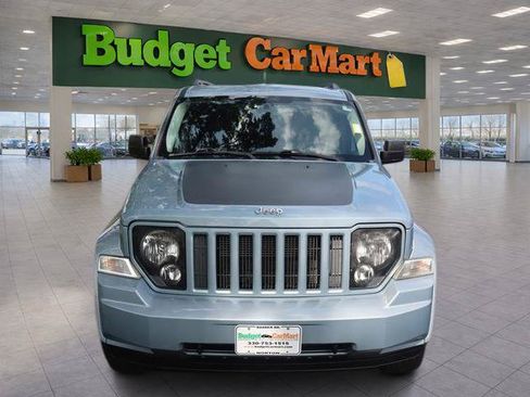 Used 2012 Jeep Liberty Arctic AWD/4WD image 2