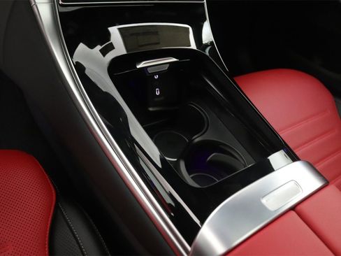 New 2026 Mercedes-Benz GLC 300 image 7