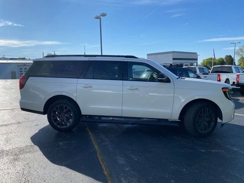 Certified 2025 Ford Expedition Max Platinum w/ Stealth Performance Package AWD/4WD image 2