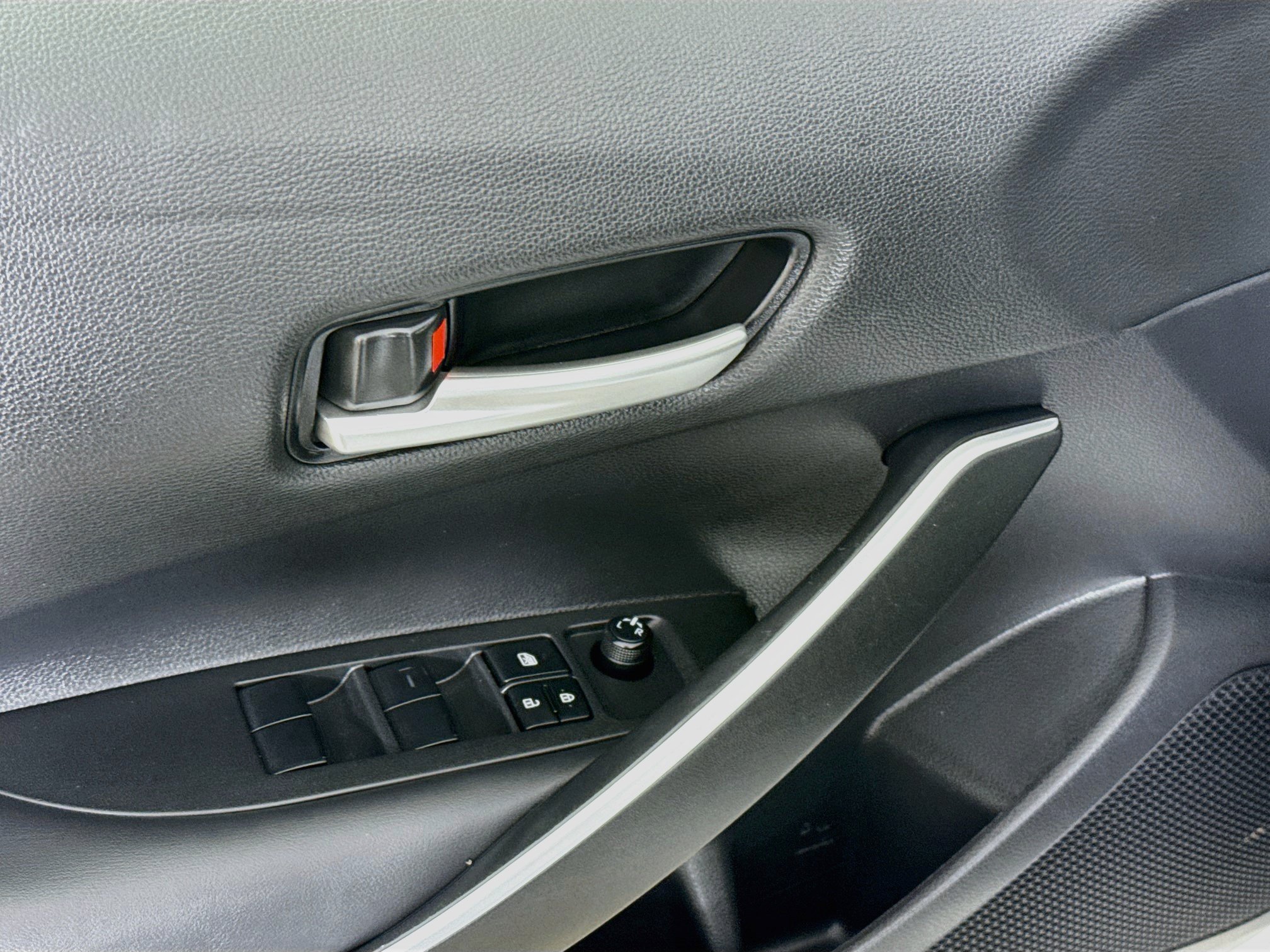 Certified 2024 Toyota Corolla SE AWD/4WD image 19