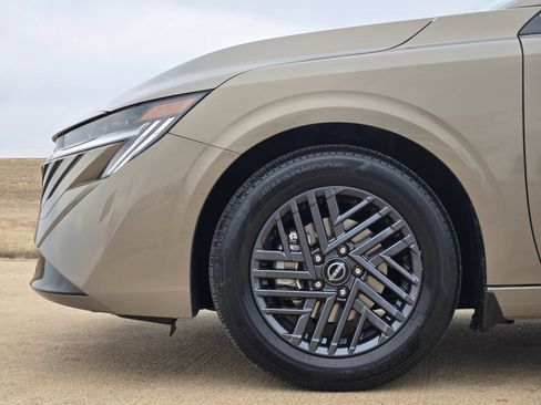 New 2026 Nissan Sentra SV w/ Floor Mat Package FWD image 10