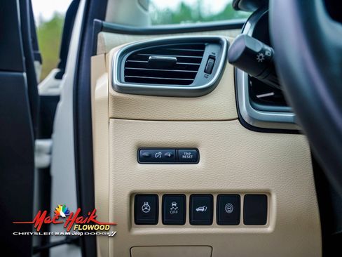 Used 2021 Nissan Murano SL w/ SL Moonroof Package image 22