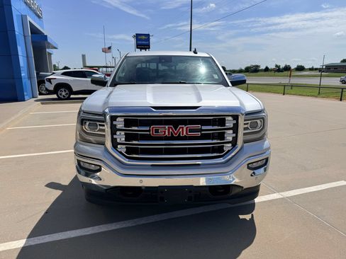 Used 2017 GMC Sierra 1500 SLT AWD/4WD image 3