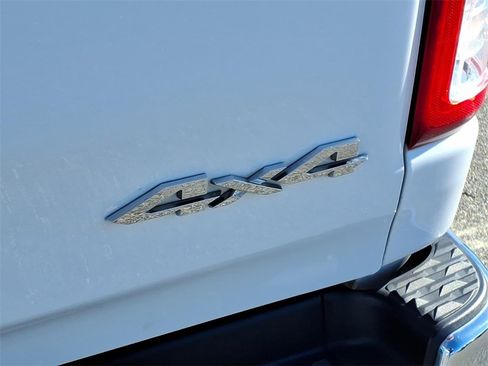Used 2022 RAM 1500 Big Horn image 6