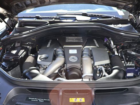 Used 2019 Mercedes-Benz GLS 63 AMG 4MATIC image 35