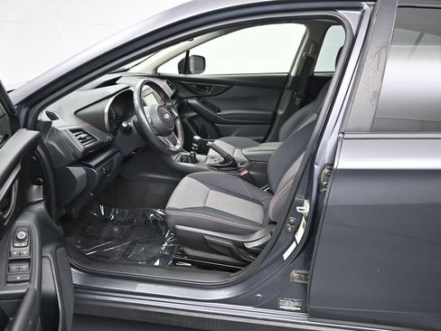 Used 2022 Subaru Crosstrek 2.0i Premium AWD/4WD image 9