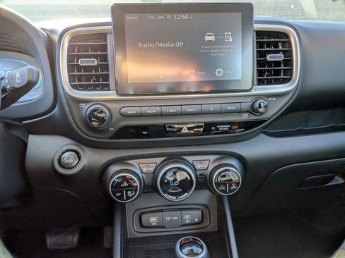 New 2026 Hyundai Venue SEL FWD image 10
