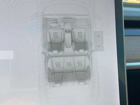 Used 2021 Tesla Model 3 Standard Range Plus RWD image 16