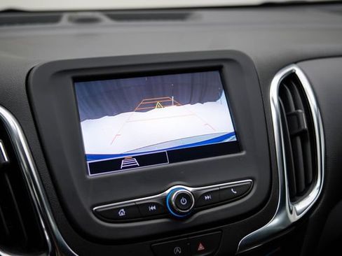 Used 2024 Chevrolet Equinox LT FWD image 30