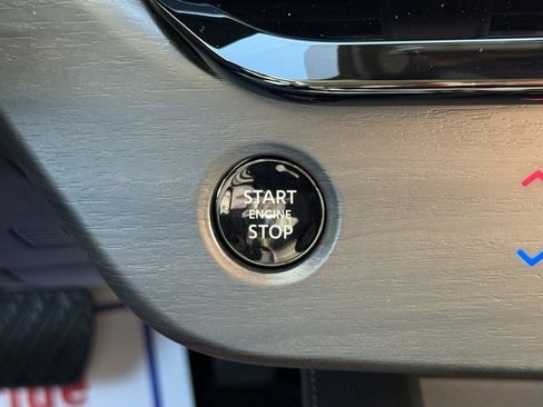 Certified 2025 Nissan Murano SL image 36