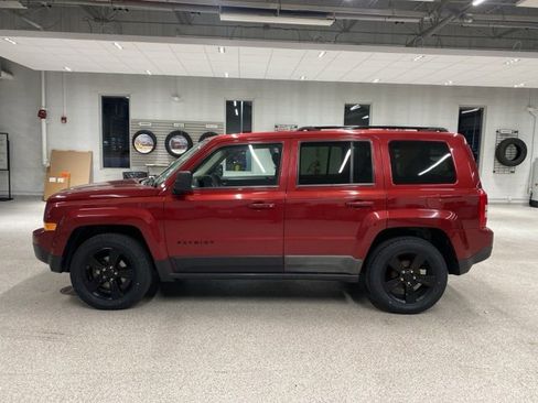 Used 2015 Jeep Patriot Sport w/ Power Value Group image 10
