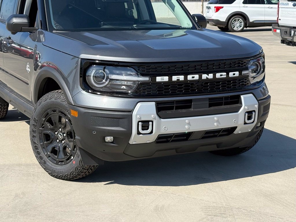 New 2026 Ford Bronco Sport Outer Banks w/ Sasquatch Outer Banks Package AWD/4WD image 3