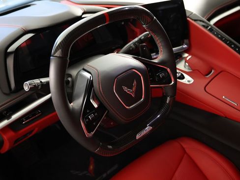 Used 2023 Chevrolet Corvette Z06 RWD image 35