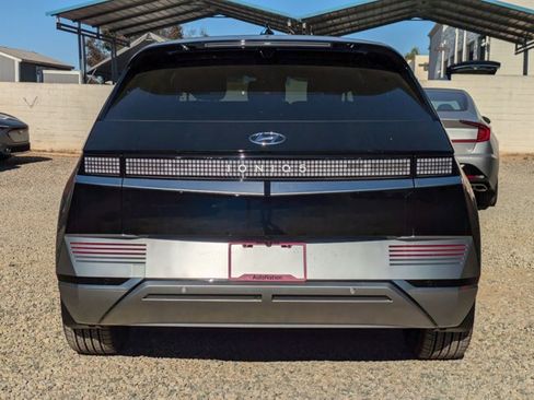 Used 2024 Hyundai Ioniq 5 Limited image 8