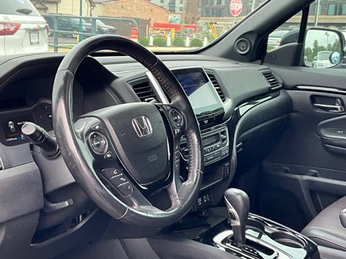 Used 2017 Honda Ridgeline Black Edition image 2
