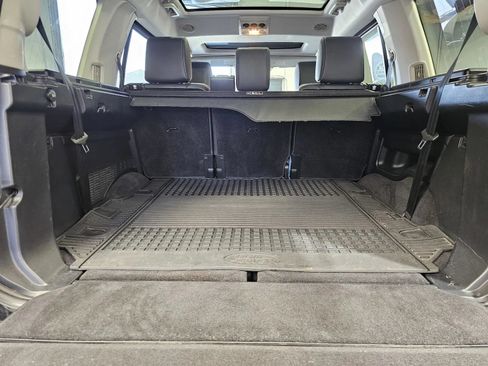 Used 2016 Land Rover LR4 HSE AWD/4WD image 10