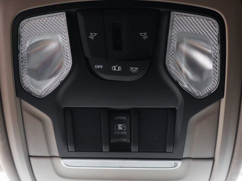 Used 2020 RAM 1500 Big Horn image 22