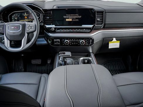 New 2026 GMC Sierra 1500 SLT image 23
