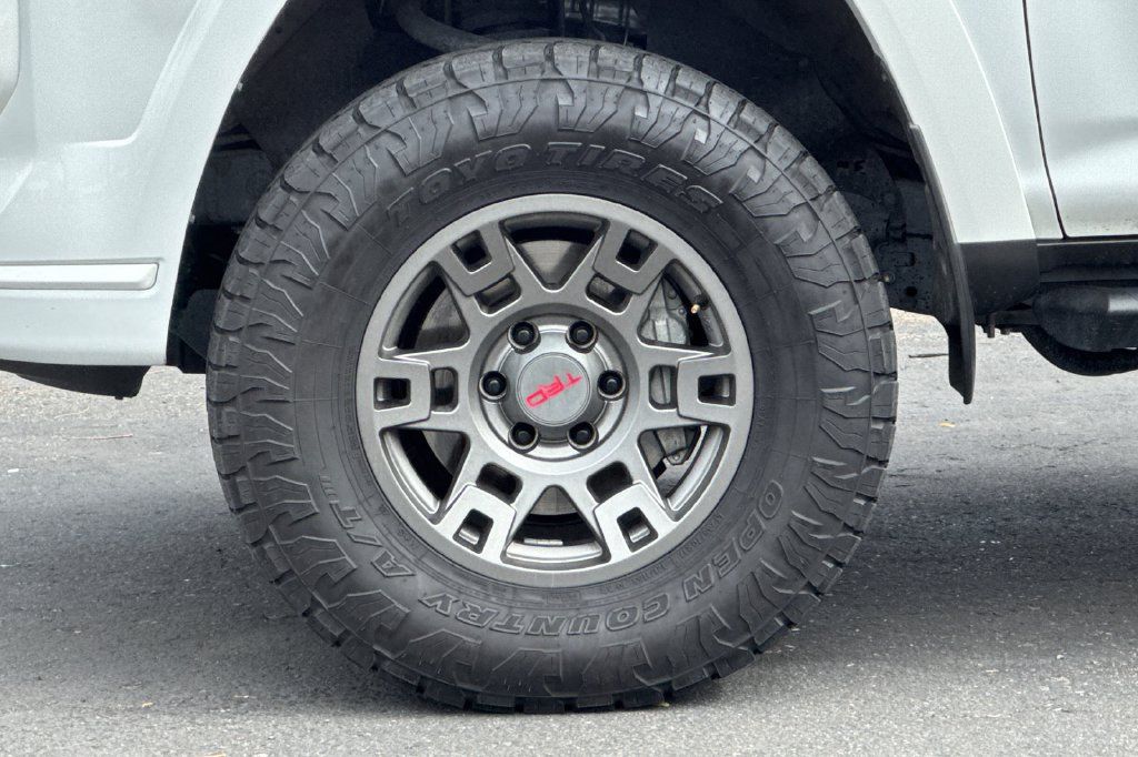 Used 2024 Toyota 4Runner TRD Sport w/ Technology Package AWD/4WD image 31