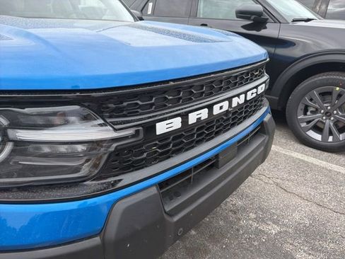 Used 2025 Ford Bronco Sport Outer Banks w/ Outer Banks Tech Package+ AWD/4WD image 9