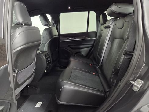 New 2026 Jeep Grand Cherokee Altitude RWD image 11