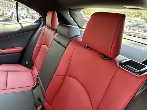 Used 2023 Lexus UX 250h F Sport FWD image 33