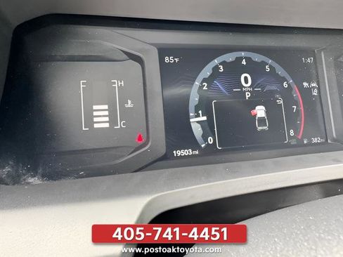 Used 2024 Toyota Tacoma SR5 AWD/4WD image 25