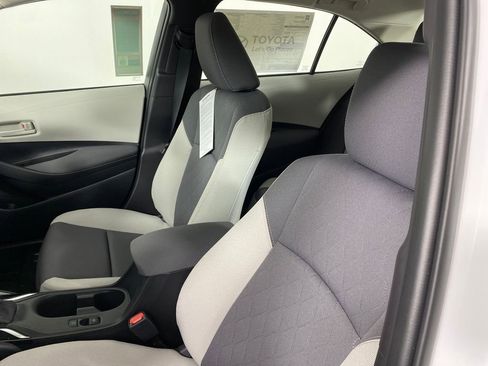 New 2026 Toyota Corolla LE image 9