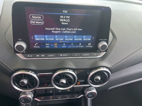 Used 2024 Nissan Sentra SV FWD image 16