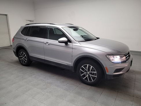 Used 2021 Volkswagen Tiguan SE FWD image 11