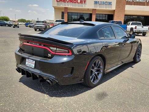 Used 2023 Dodge Charger Scat Pack w/ Plus Group RWD image 4