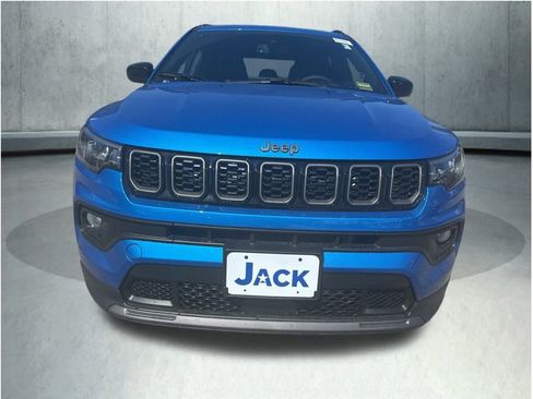 New 2025 Jeep Compass Latitude w/ Sun & Sound Group image 9