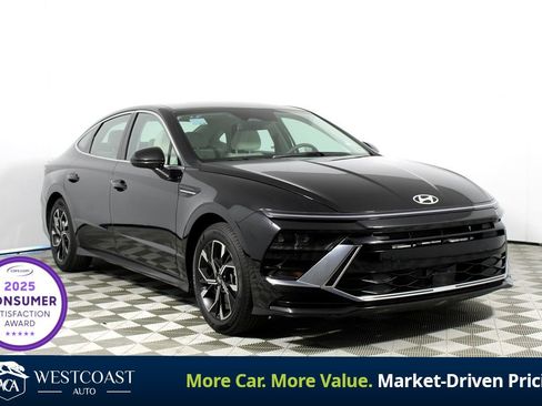 Used 2025 Hyundai Sonata SEL FWD image 1