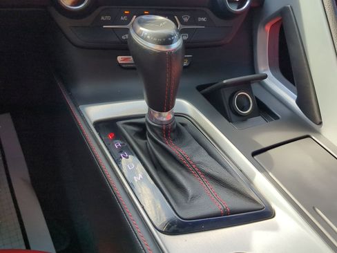 Used 2017 Chevrolet Corvette Z06 w/ Chrome Badge Package image 51