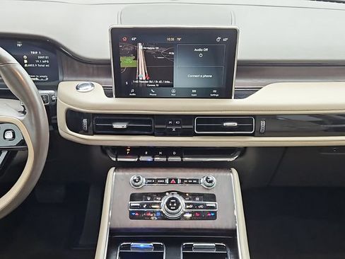 Used 2021 Lincoln Aviator Reserve w/ Equipment Group 201A RWD image 17