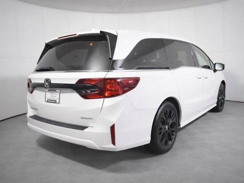 Used 2025 Honda Odyssey Sport-L image 4