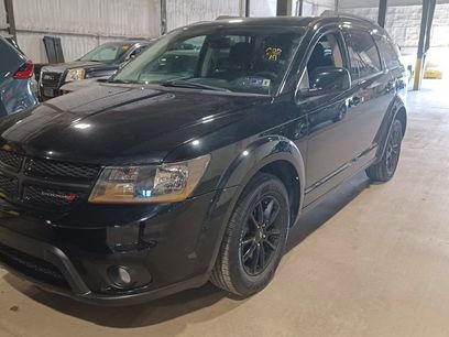 Used 2019 Dodge Journey SE w/ Blacktop Package