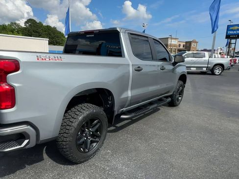 Used 2023 Chevrolet Silverado 1500 Custom Trail Boss w/ LPO, Dark Essentials Package AWD/4WD image 8