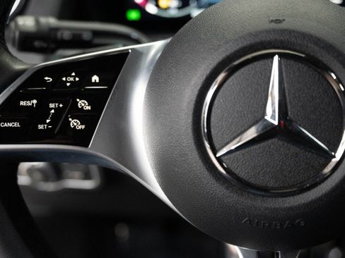Certified 2026 Mercedes-Benz GLB 250 image 24