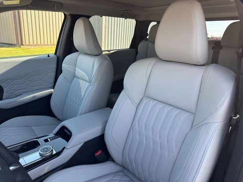 New 2026 Mitsubishi Outlander SEL FWD image 21