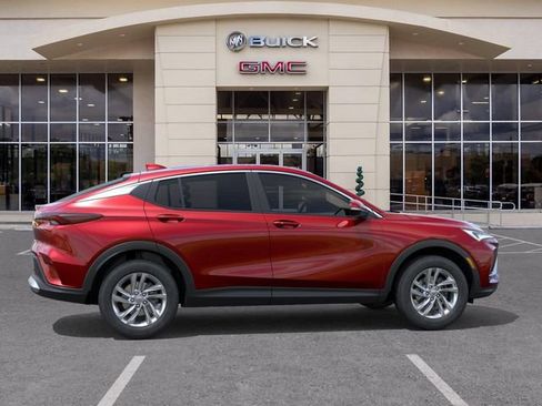 New 2026 Buick Envista Sport Touring w/ Convenience I Package FWD image 5