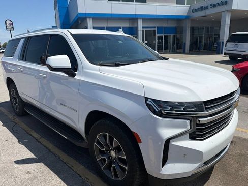 Used 2021 Chevrolet Suburban LT AWD/4WD image 1
