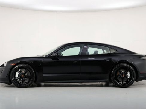 Used 2022 Porsche Taycan RWD image 9