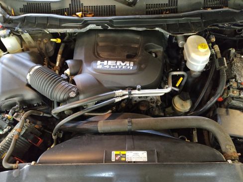 Used 2017 RAM 2500 Big Horn image 30