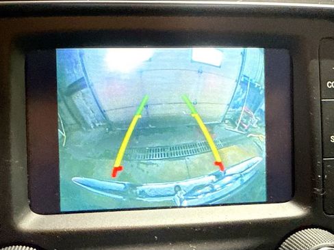 Used 2019 RAM 1500 Classic SLT image 13