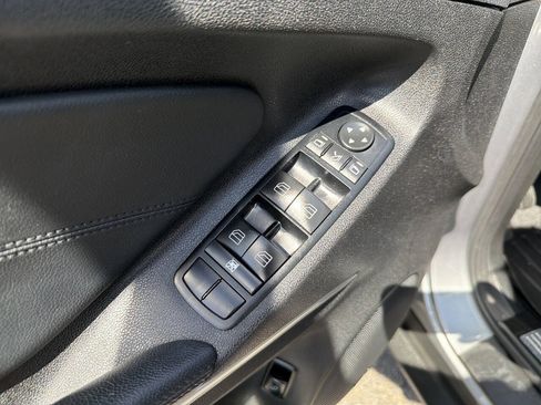 Used 2011 Mercedes-Benz ML 350 BlueTEC 4MATIC image 42