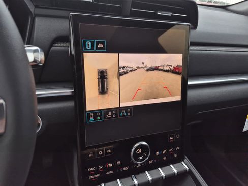 New 2026 GMC Terrain Elevation w/ Elevation Premium Package image 22