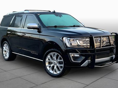 Used 2019 Ford Expedition Platinum AWD/4WD image 3