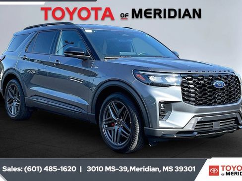 Used 2026 Ford Explorer ST-Line w/ ST-Line Street Pack RWD image 1